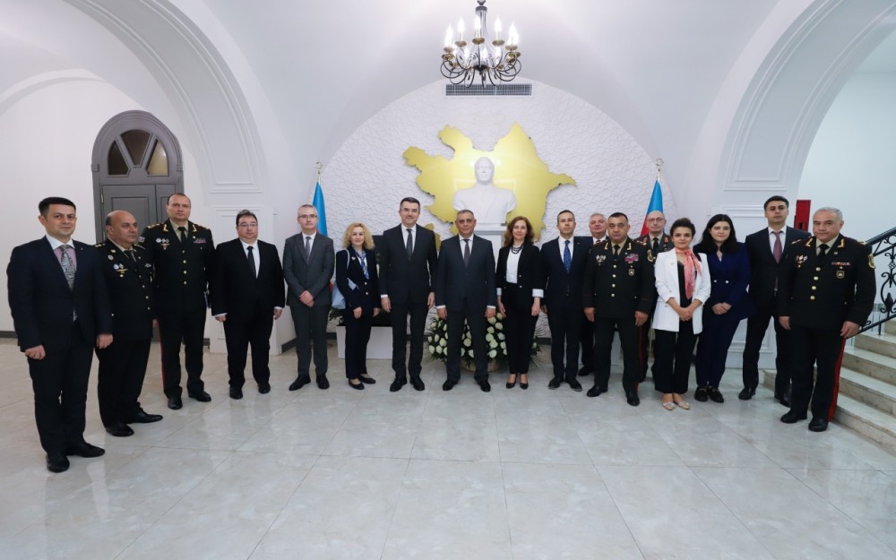 Okay Memişin rəhbərlik etdiyi heyət Dövlət Xidmətində olub - FOTOLAR